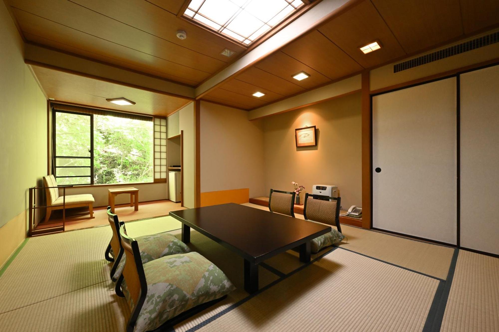 Osakaya Ryokan Kusatsu  Extérieur photo